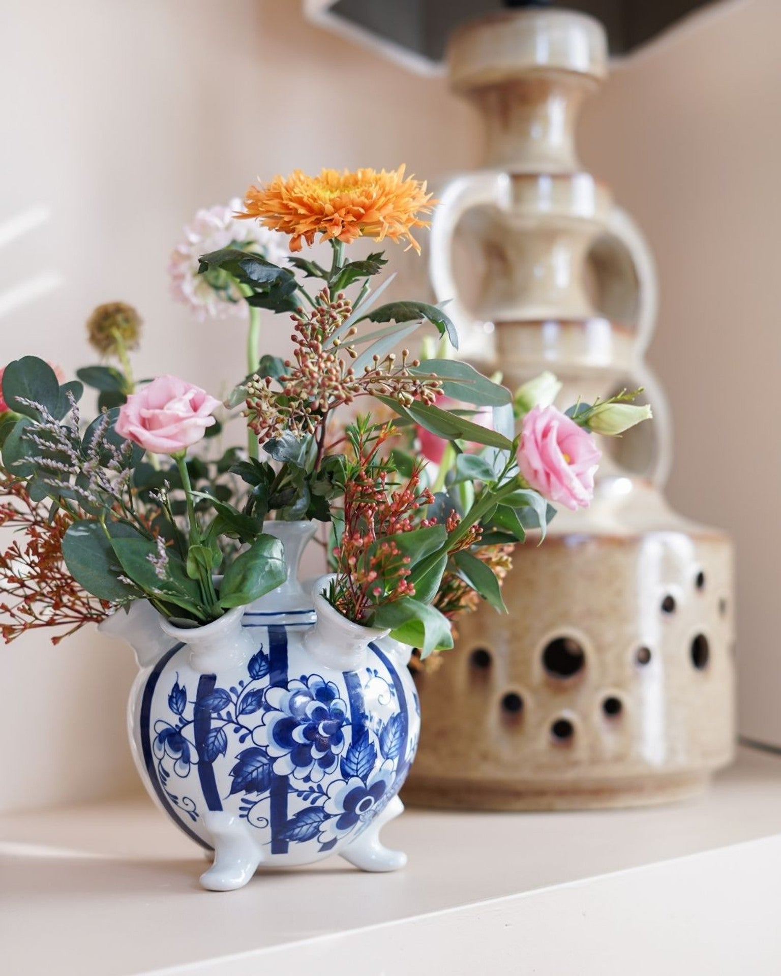 Tulip Vase on Legs - Fair Florals - 17 cm